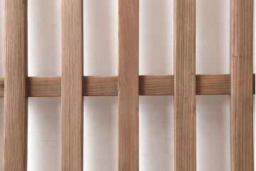 アンティーク建具　昭和初期　古い木の風合いが魅力の荒格子戸1枚(引き戸、建具)(R-045115)