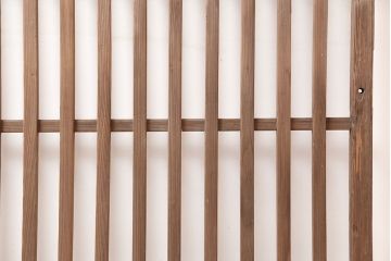 アンティーク建具　昭和初期　古い木の風合いが魅力の荒格子戸1枚(引き戸、建具)(R-045115)