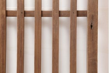 アンティーク建具　昭和初期　古い木の風合いが魅力の荒格子戸1枚(引き戸、建具)(R-045115)