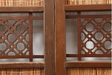 アンティーク建具　昭和中期　組子入り　涼しげな空間作りにおすすめの御簾戸2枚セット(簾戸、簀戸、葭戸、夏障子、夏戸、葦戸)(R-045116)