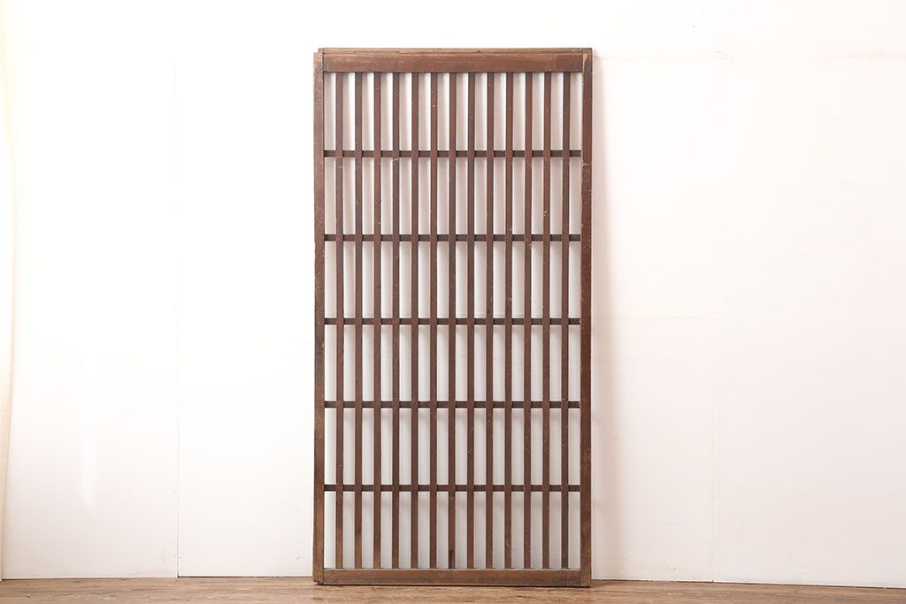 アンティーク建具　昭和初期　古い木の味わいが魅力の荒格子戸1枚(引き戸、建具)(R-045120)