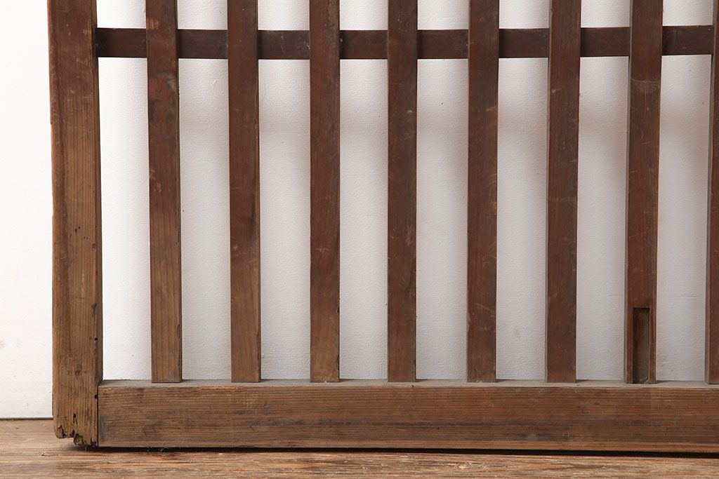アンティーク建具　昭和初期　古い木の味わいが魅力の荒格子戸1枚(引き戸、建具)(R-045120)