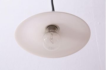 ビンテージ照明　戦前　レトロな平笠シェードの吊り下げ照明(ペンダントライト、天井照明、電笠)(R-045122)