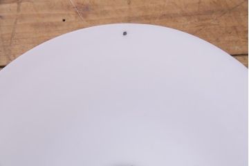 アンティーク照明　昭和レトロ　やわらかな光を放つ平笠シェードの吊り下げ照明(ペンダントライト、天井照明、電笠)(R-045123)