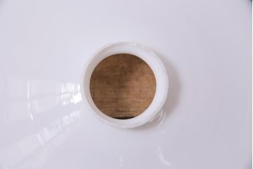 アンティーク照明　昭和レトロ　やわらかな光を放つ平笠シェードの吊り下げ照明2個セット(ペンダントライト、天井照明、電笠)(R-045128)