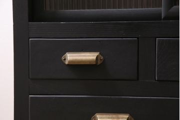 アンティーク家具　昭和初期　リメイク　モールガラス入り　ダークトーンがおしゃれな脚付きリビングボード(収納棚、戸棚、テレビ台)(R-045132)