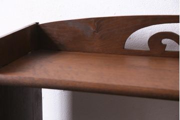 アンティーク家具　昭和レトロ　栓材　楔式　透かしがおしゃれな本棚(飾り棚、シェルフ)(R-045134)