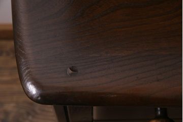 ヴィンテージ家具　イギリスビンテージ　ERCOL(アーコール)　Old Colonial(オールドコロニアル)　気品と風格が漂うカップボード(本棚、ブックシェルフ、食器棚)(R-045136)