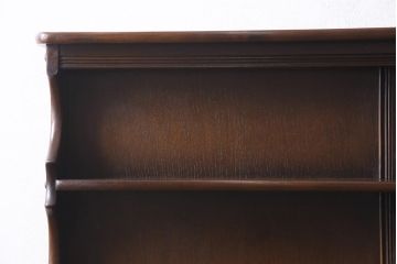 ヴィンテージ家具　イギリスビンテージ　ERCOL(アーコール)　Old Colonial(オールドコロニアル)　気品と風格が漂うカップボード(本棚、ブックシェルフ、食器棚)(R-045136)