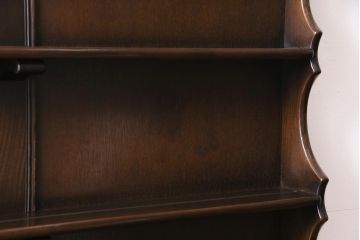 ヴィンテージ家具　イギリスビンテージ　ERCOL(アーコール)　Old Colonial(オールドコロニアル)　気品と風格が漂うカップボード(本棚、ブックシェルフ、食器棚)(R-045136)