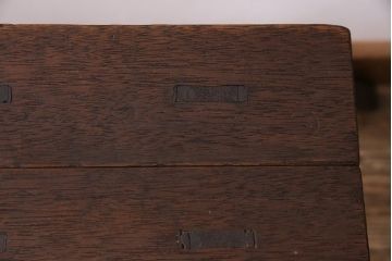 アンティーク家具　昭和レトロ　折りたたみ式　古い木の質感が味わい深い踏み台(花台)(R-045142)