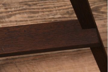 アンティーク家具　昭和レトロ　折りたたみ式　古い木の質感が味わい深い踏み台(花台)(R-045142)