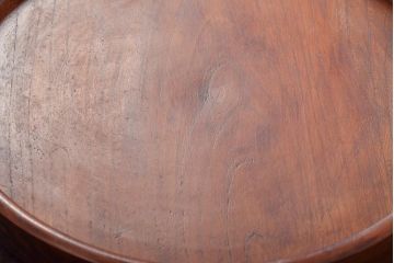 アンティーク雑貨　昭和初期　ケヤキ材製　明るい木色と木目が味わい深い丸盆(欅、トレー、お盆)(R-045151)