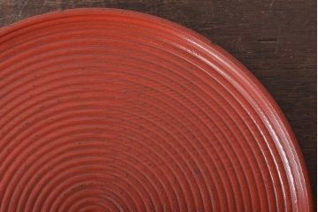 明治〜大正　朱塗　轆轤目欅　丸盆(ケヤキ、渦巻、根来?)(R-045153)