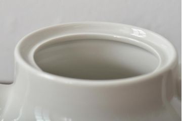スウェーデン　ロールストランド　HERTHA　BENGTSON　ティーポット(洋食器)(R-045154)