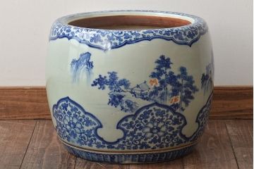 アンティーク雑貨　染付　山水・風景の図　瀬戸火鉢(鉢カバー、傘立て)(R-045165)