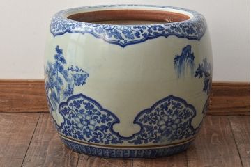 アンティーク雑貨　染付　山水・風景の図　瀬戸火鉢(鉢カバー、傘立て)(R-045165)