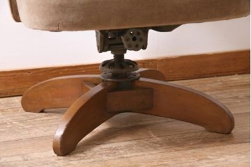 ビンテージ家具　和製　昭和中期　珍しいデザインの昭和レトロな回転チェア(回転椅子、ドクターチェア、アームチェア、ワークチェア)(R-045172)
