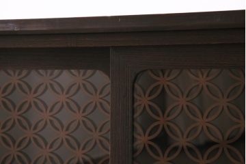 アンティーク家具　和製　昭和中期　古箪笥リメイク　レーザー組子入り　七宝文様　レトロモダンな脚付き箪笥ローボード(時代箪笥、収納棚、戸棚)(R-045175)