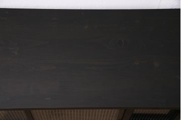 アンティーク家具　和製　大正昭和初期　天板リメイク　モールガラス入り　ツートンカラーがおしゃれな箪笥ローボード(戸棚、収納棚、テレビ台、テレビボード)(R-045176)