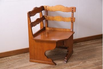 中古　横浜ダニエル(daniel)　A-534　木の温もりを感じるベンチコーナーチェア(ベンチ、ダイニングチェア、板座)(定価約37万円)(R-045179)