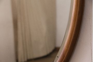 アンティーク雑貨　和製アンティーク　マホガニー材　オーバル型　象嵌入りの壁掛けミラー(ウォールミラー、鏡)(R-045243)