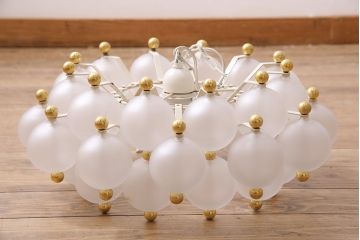 ヴィンテージ照明　イギリスビンテージ　パールのようなデザインが素敵なシャンデリア(吊り下げ照明、天井照明)(R-045256)