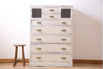 アンティーク家具　昭和中期　モールガラス入り　シャビーなペイントがおしゃれなチェスト(引き出し)(R-045278)