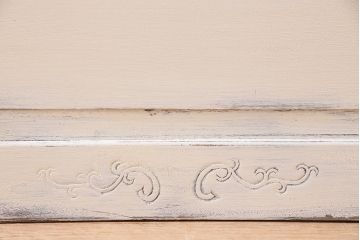 アンティーク家具　昭和中期　モールガラス入り　シャビーなペイントがおしゃれなチェスト(引き出し)(R-045278)