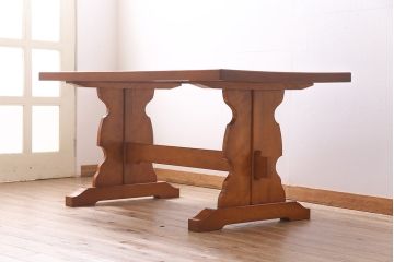 中古　横浜ダニエル(daniel)　A-314　木の温もりを感じるベンチテーブル(ダイニングテーブル、机、4〜6人用)(定価約60万円)(R-045295)