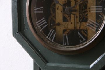 アンティーク時計　昭和初期　5.5インチ　精工舎(SEIKOSHA、セイコー)　ゼンマイ式　珍しい小振りサイズの八角柱時計(掛け時計、振り子時計)(R-045297)