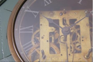 アンティーク時計　昭和初期　5.5インチ　精工舎(SEIKOSHA、セイコー)　ゼンマイ式　珍しい小振りサイズの八角柱時計(掛け時計、振り子時計)(R-045297)