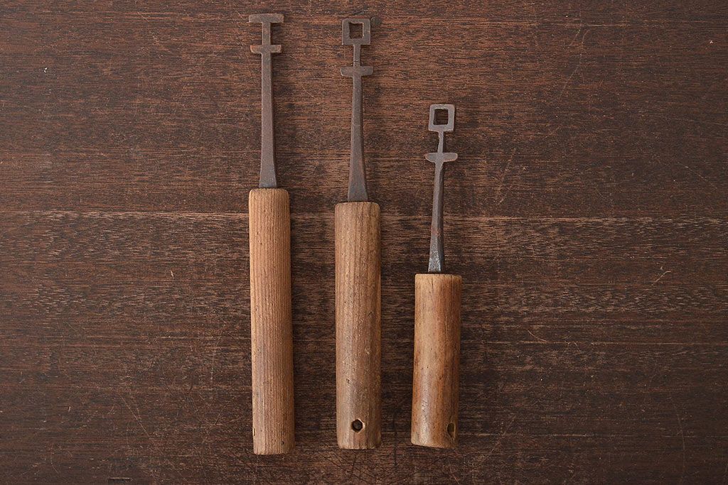 明治期　蔵の鍵8点(錠前、土蔵、かぎ、時代物)(R-045318)