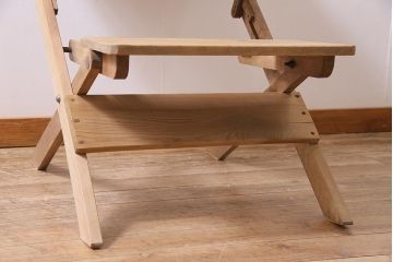アンティーク家具　昭和初期　ストリップド(剥離)　ケヤキ材・ヒノキ材　折りたたみ式が便利なリーディングデスク(学習机)(R-045341)