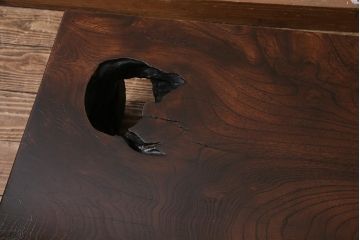 ビンテージ家具　昭和中期　総ケヤキ材　木の味わいをたっぷり味わえる座卓(センターテーブル、ローテーブル)(R-045342)