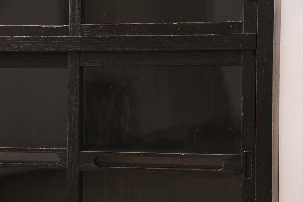 アンティーク家具　大正期　引き出し付き　小ぶりサイズ!和の雰囲気漂う戸棚(ガラスキャビネット、収納棚)(R-045351)