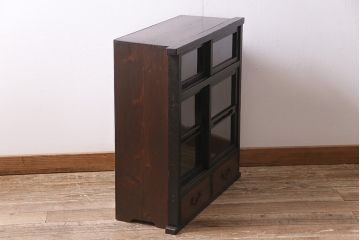 アンティーク家具　大正期　引き出し付き　小ぶりサイズ!和の雰囲気漂う戸棚(ガラスキャビネット、収納棚)(R-045351)