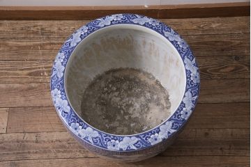 アンティーク雑貨　昭和初期　山水図　繊細に描かれた図柄が美しい瀬戸火鉢(鉢カバー)(R-045353)