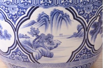 アンティーク雑貨　昭和初期　山水図　繊細に描かれた図柄が美しい瀬戸火鉢(鉢カバー)(R-045353)