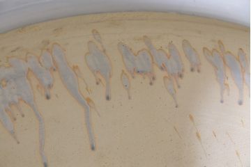 アンティーク雑貨　昭和初期　縁起物の図柄が目を惹く瀬戸火鉢(鉢カバー)(R-045355)