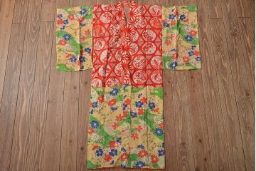 大正〜昭和初期　花柄　背抜き縮緬着物(正絹、古布)(R-045367)