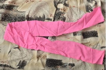 アンティーク着物　大正〜昭和初期　鶴丸柄　縮緬着物(正絹、古布)(R-045370)