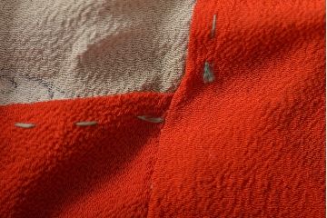 アンティーク着物　大正〜昭和初期　鶴丸柄　縮緬着物(正絹、古布)(R-045370)