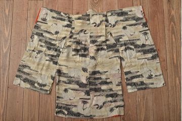 アンティーク着物　大正〜昭和初期　鶴丸柄　縮緬着物(正絹、古布)(R-045370)