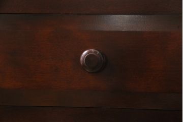 中古　松本民芸家具　シックな雰囲気が魅力の#E-33型ローチェスト凸面(ローボード、引き出し、テレビボード)(定価約40万)(R-045382)