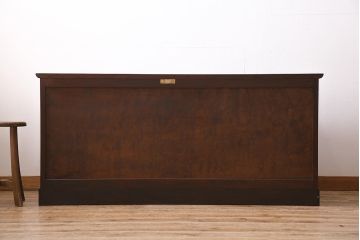 中古　松本民芸家具　シックな雰囲気が魅力の#E-33型ローチェスト凸面(ローボード、引き出し、テレビボード)(定価約40万)(R-045382)