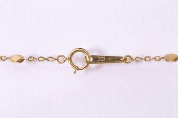 ヴィンテージアクセサリー　K18　多面カットのゴールドチェーンネックレス(ビンテージ)(R-045389)