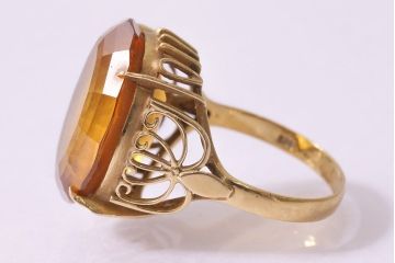 ヴィンテージアクセサリー　K18　装飾が美しい琥珀色のリング(指輪、ビンテージ)(R-045390)