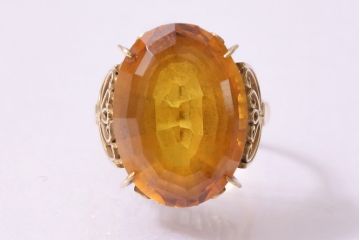 ヴィンテージアクセサリー　K18　装飾が美しい琥珀色のリング(指輪、ビンテージ)(R-045390)