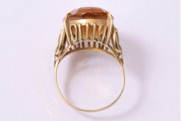 ヴィンテージアクセサリー　K18　装飾が美しい琥珀色のリング(指輪、ビンテージ)(R-045390)